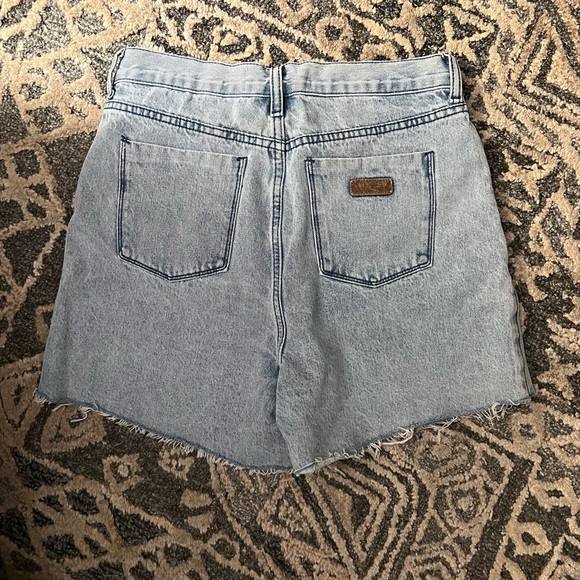 Women’s smith and rogue shorts, NWT - Picture 2 of 4